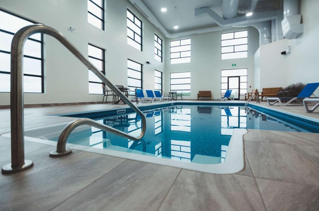 Quality Hotel & Conference Centre Edmundston Extérieur photo